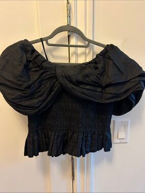 Sea New York Black Off-Shoulder Puff Sleeve Crop Top